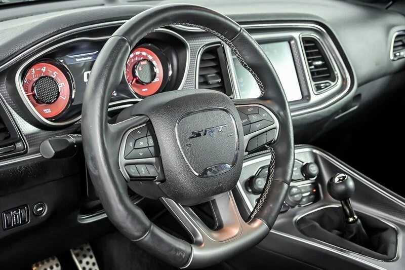 2016 Dodge Challenger SRT Hellcat 3rd Gen - Image 20 of 31
