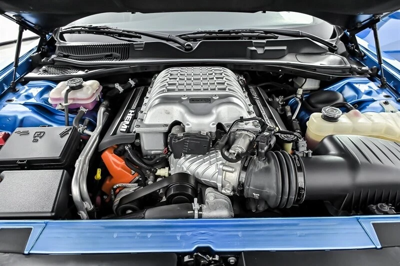 2016 Dodge Challenger SRT Hellcat 3rd Gen - Image 13 of 31