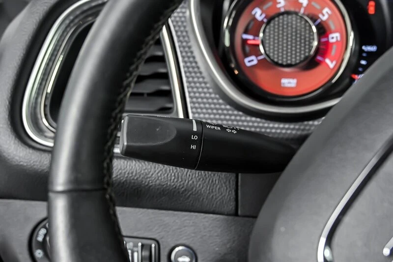 2016 Dodge Challenger SRT Hellcat 3rd Gen - Image 24 of 31