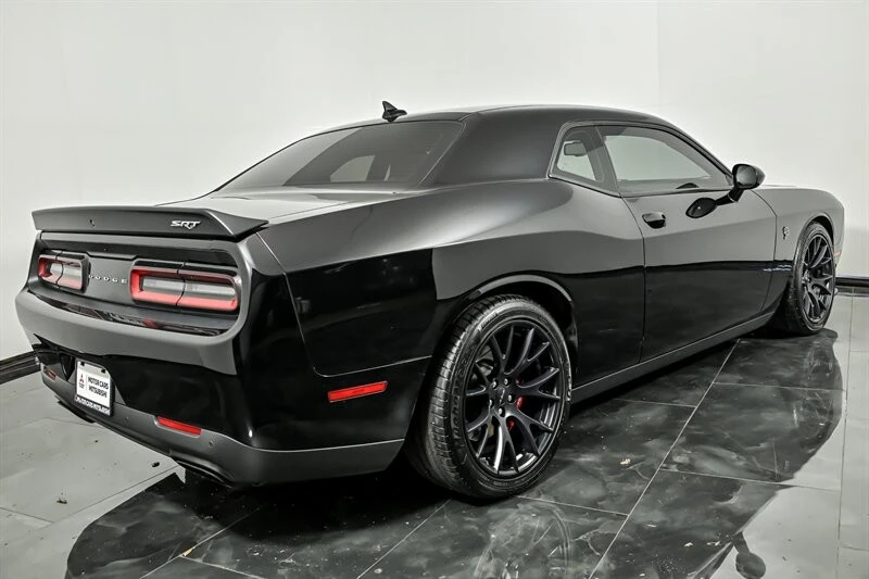 2016 Dodge Challenger SRT Hellcat 3rd Gen - Image 9 of 29