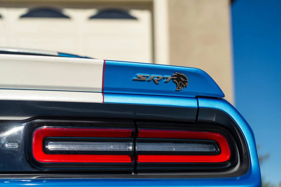 2016 Dodge Challenger SRT Hellcat 3rd Gen - Image 9 of 26