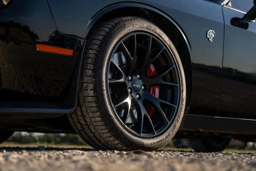2016 Dodge Challenger SRT Hellcat 3rd Gen - Image 16 of 31