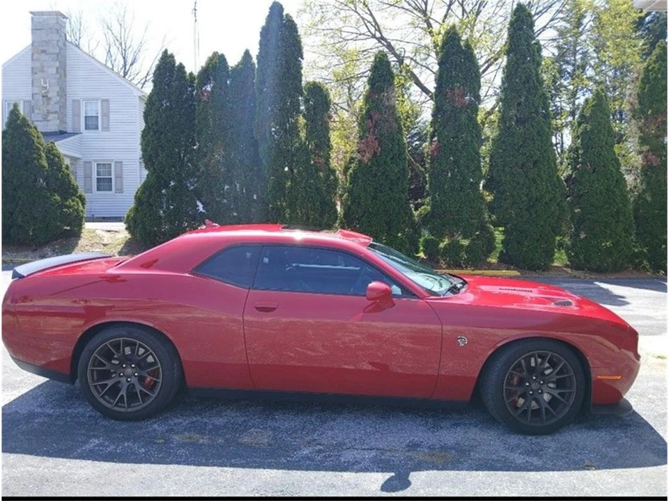 2016 Dodge Challenger SRT Hellcat 3rd Gen - Image 3 of 12
