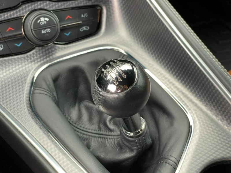 2016 Dodge Challenger SRT Hellcat 3rd Gen - Image 5 of 12
