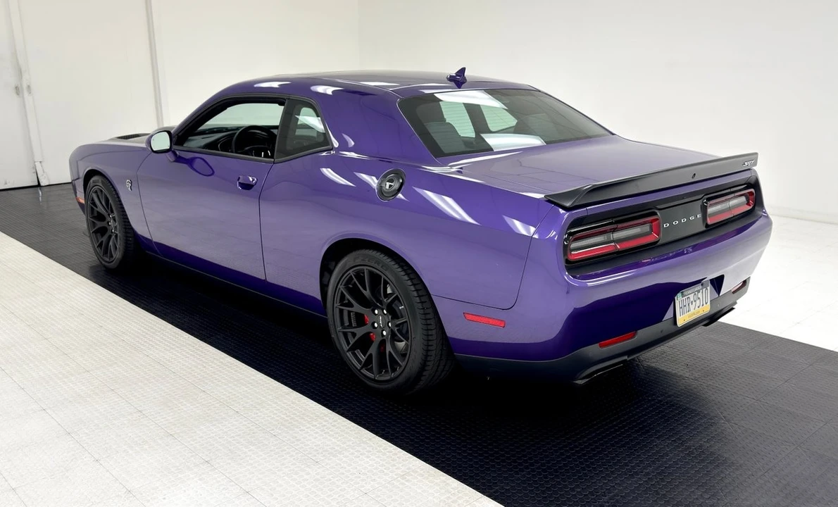 2016 Dodge Challenger SRT Hellcat 3rd Gen - Image 3 of 12