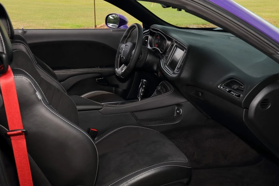 2016 Dodge Challenger SRT Hellcat 3rd Gen - Image 19 of 31