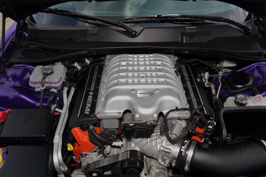 2016 Dodge Challenger SRT Hellcat 3rd Gen - Image 25 of 31