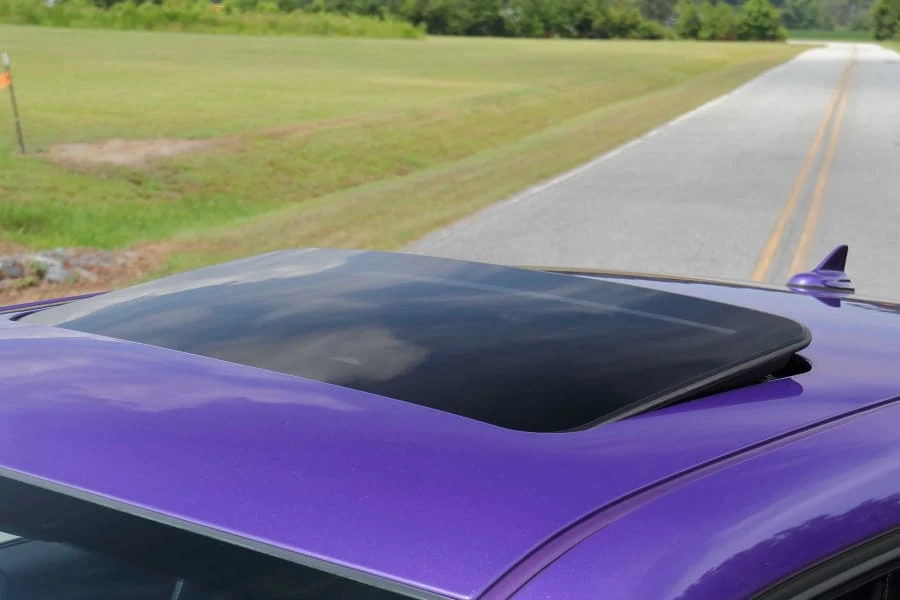 2016 Dodge Challenger SRT Hellcat 3rd Gen - Image 6 of 31