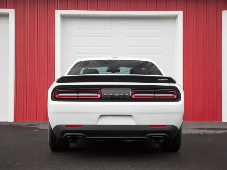 2016 Dodge Challenger SRT Hellcat 3rd Gen - Image 9 of 19
