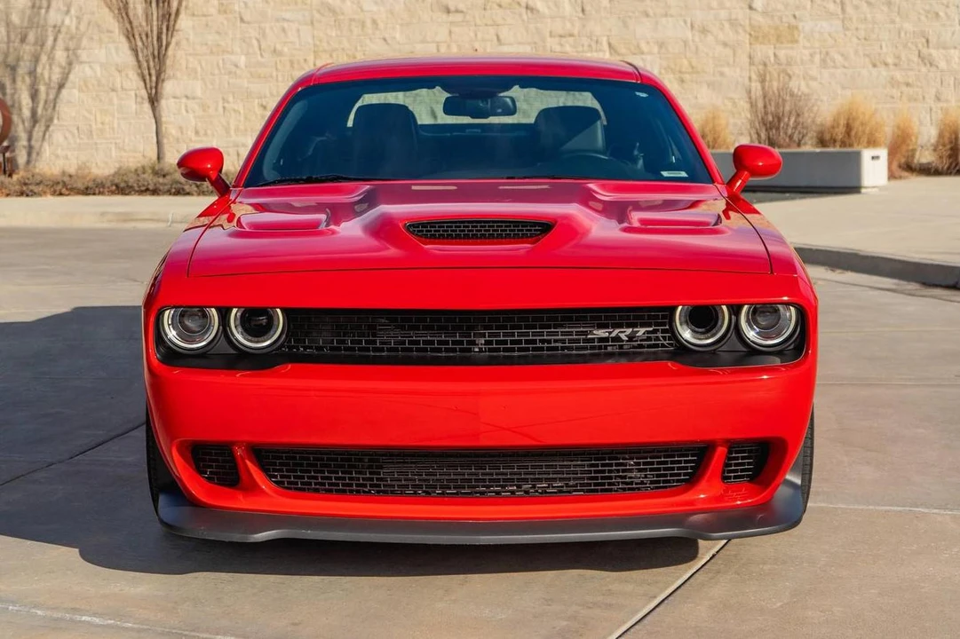2016 Dodge Challenger SRT Hellcat 3rd Gen - Image 6 of 31