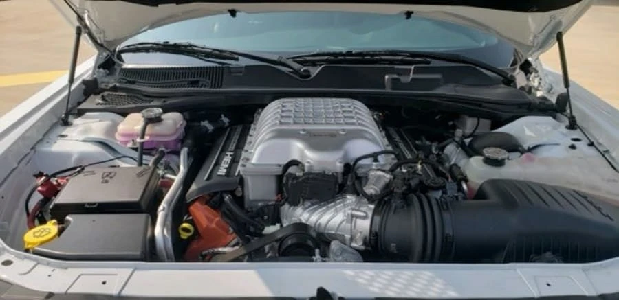 2016 Dodge Challenger SRT Hellcat 3rd Gen - Image 11 of 14