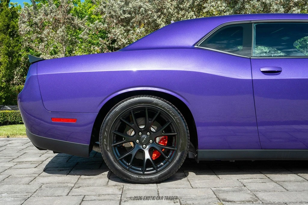 2016 Dodge Challenger SRT Hellcat 3rd Gen - Image 10 of 12