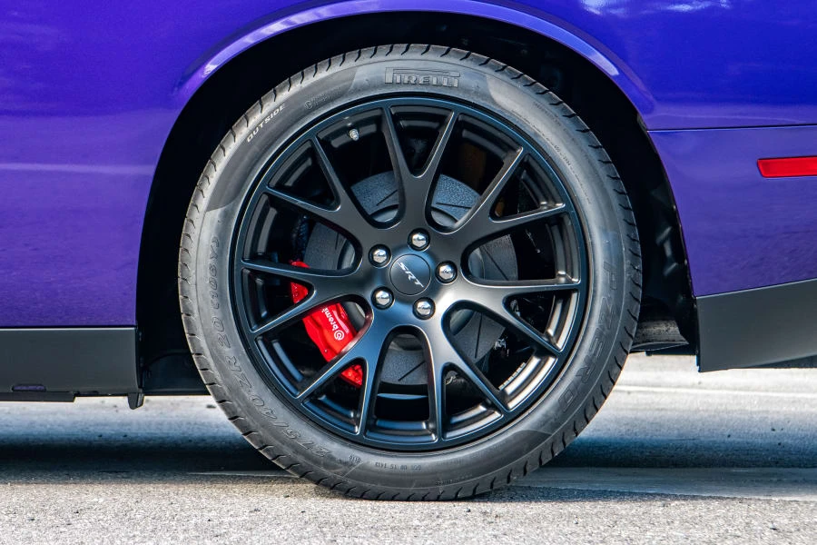 2016 Dodge Challenger SRT Hellcat 3rd Gen - Image 28 of 31