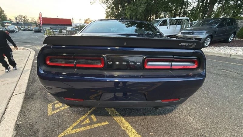 2016 Dodge Challenger SRT Hellcat 3rd Gen - Image 5 of 12