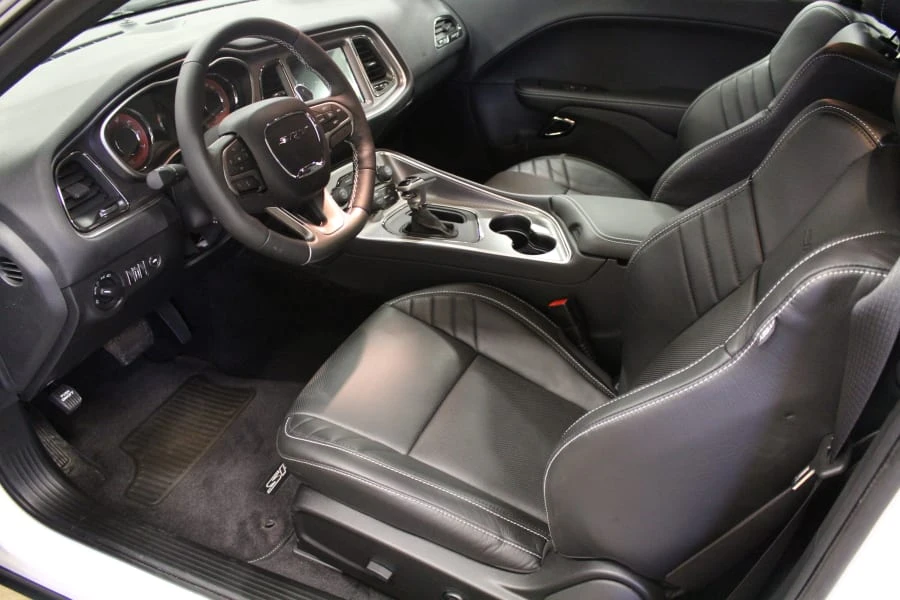 2016 Dodge Challenger SRT Hellcat 3rd Gen - Image 4 of 8