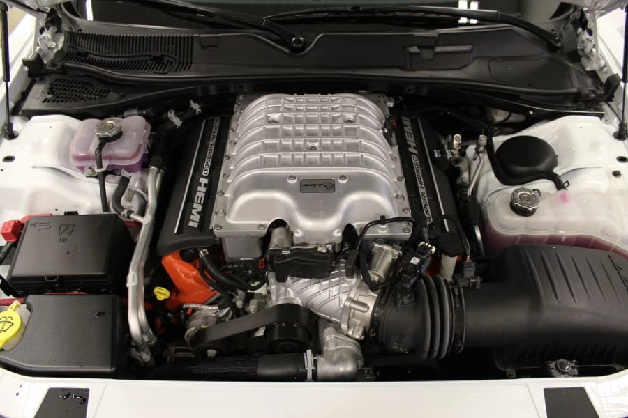 2016 Dodge Challenger SRT Hellcat 3rd Gen - Image 6 of 8