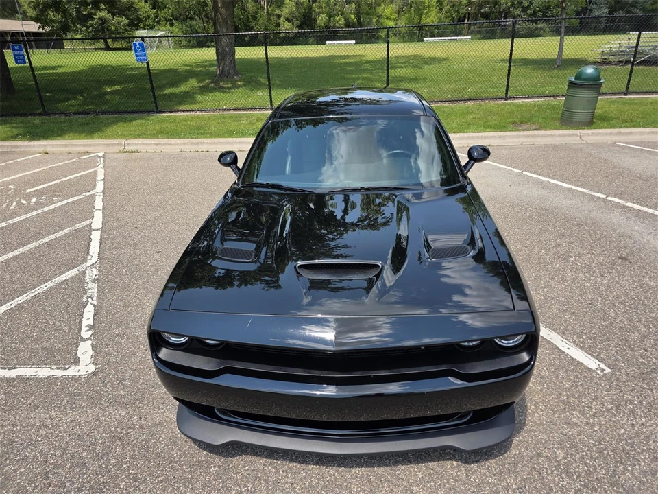 2016 Dodge Challenger SRT Hellcat 3rd Gen - Image 10 of 31