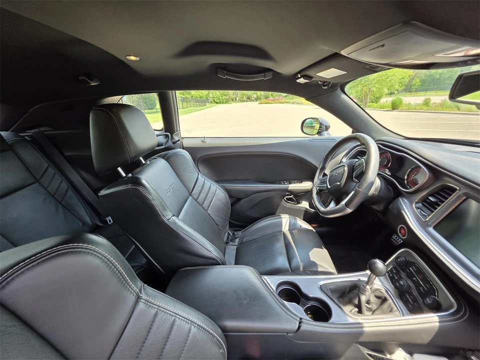 2016 Dodge Challenger SRT Hellcat 3rd Gen - Image 27 of 31