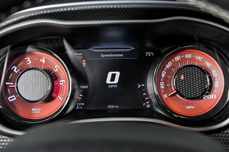 2016 Dodge Challenger SRT Hellcat 3rd Gen - Image 20 of 28