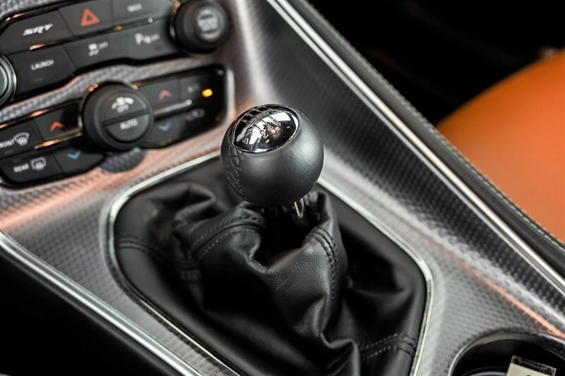2016 Dodge Challenger SRT Hellcat 3rd Gen - Image 27 of 28