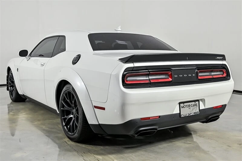 2016 Dodge Challenger SRT Hellcat 3rd Gen - Image 7 of 28