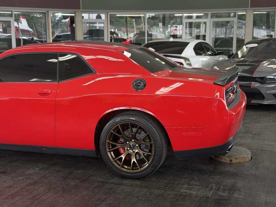 2016 Dodge Challenger SRT Hellcat 3rd Gen - Image 12 of 31