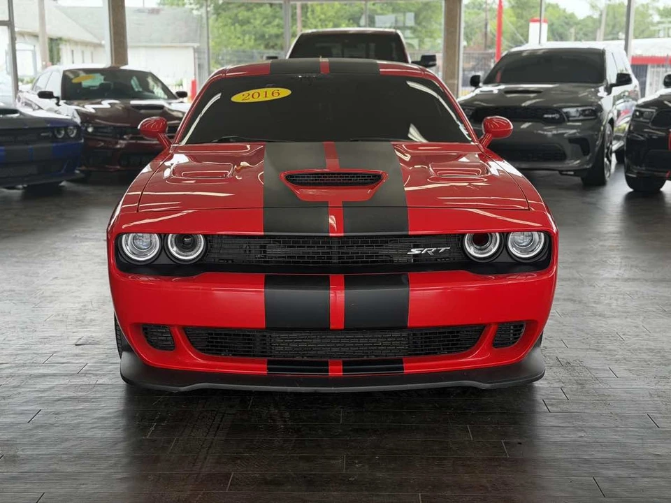 2016 Dodge Challenger SRT Hellcat 3rd Gen - Image 16 of 31
