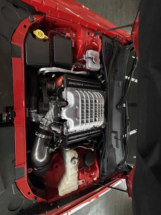 2016 Dodge Challenger SRT Hellcat 3rd Gen - Image 21 of 31