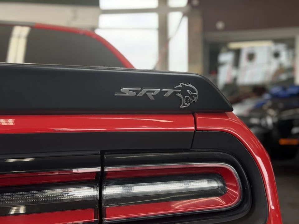 2016 Dodge Challenger SRT Hellcat 3rd Gen - Image 19 of 31