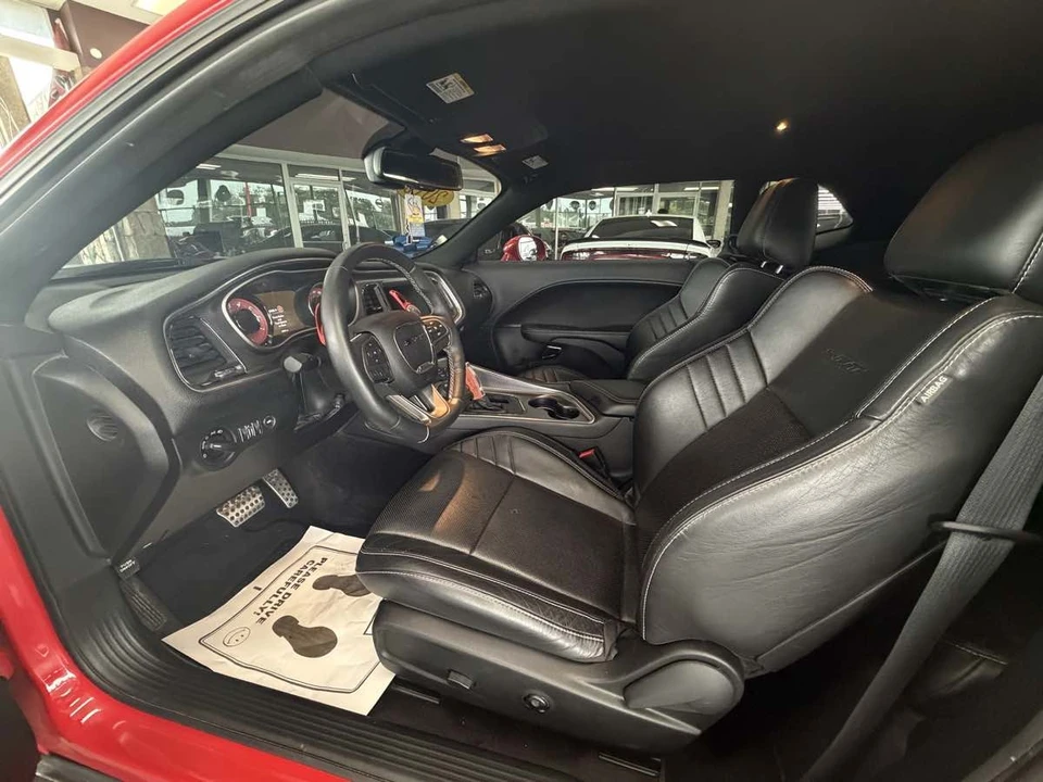 2016 Dodge Challenger SRT Hellcat 3rd Gen - Image 22 of 31