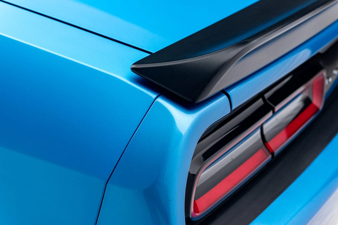 2016 Dodge Challenger SRT Hellcat 3rd Gen - Image 27 of 31