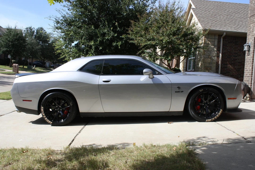 2016 Dodge Challenger SRT Hellcat 3rd Gen - Image 2 of 8