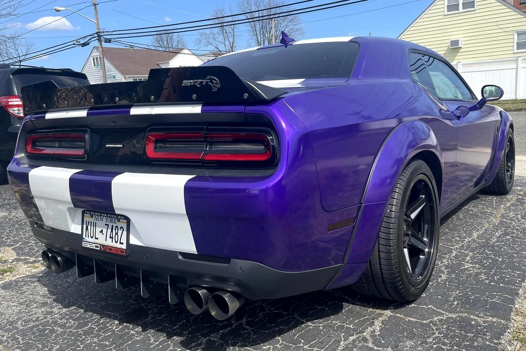 2016 Dodge Challenger SRT Hellcat 3rd Gen - Image 4 of 31