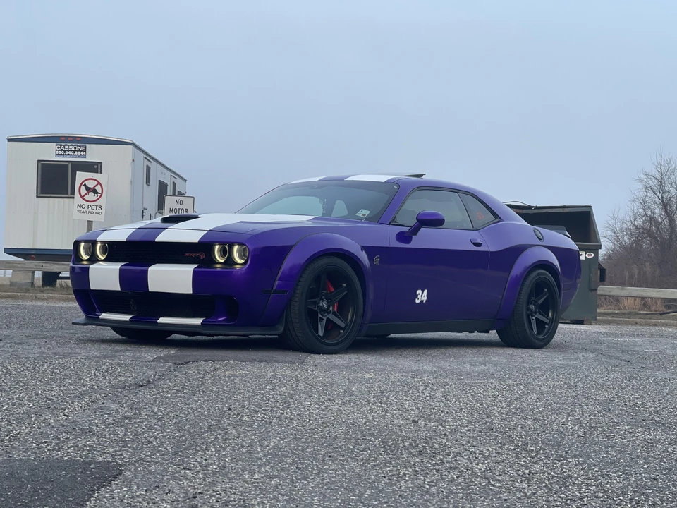 2016 Dodge Challenger SRT Hellcat 3rd Gen - Image 9 of 31
