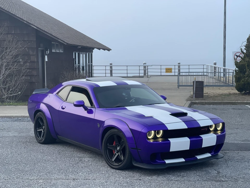 2016 Dodge Challenger SRT Hellcat 3rd Gen - Image 15 of 31