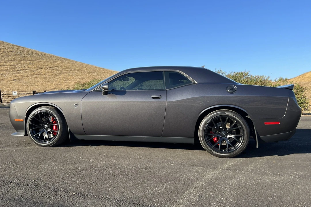 2016 Dodge Challenger SRT Hellcat 3rd Gen - Image 6 of 31