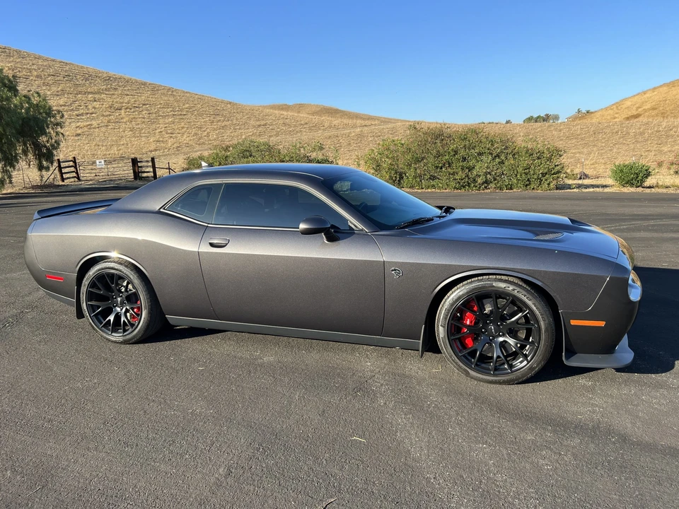 2016 Dodge Challenger SRT Hellcat 3rd Gen - Image 14 of 31