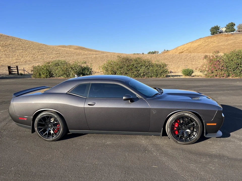 2016 Dodge Challenger SRT Hellcat 3rd Gen - Image 13 of 31