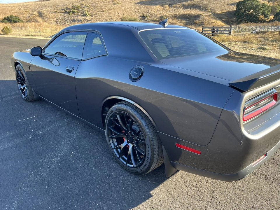 2016 Dodge Challenger SRT Hellcat 3rd Gen - Image 7 of 31