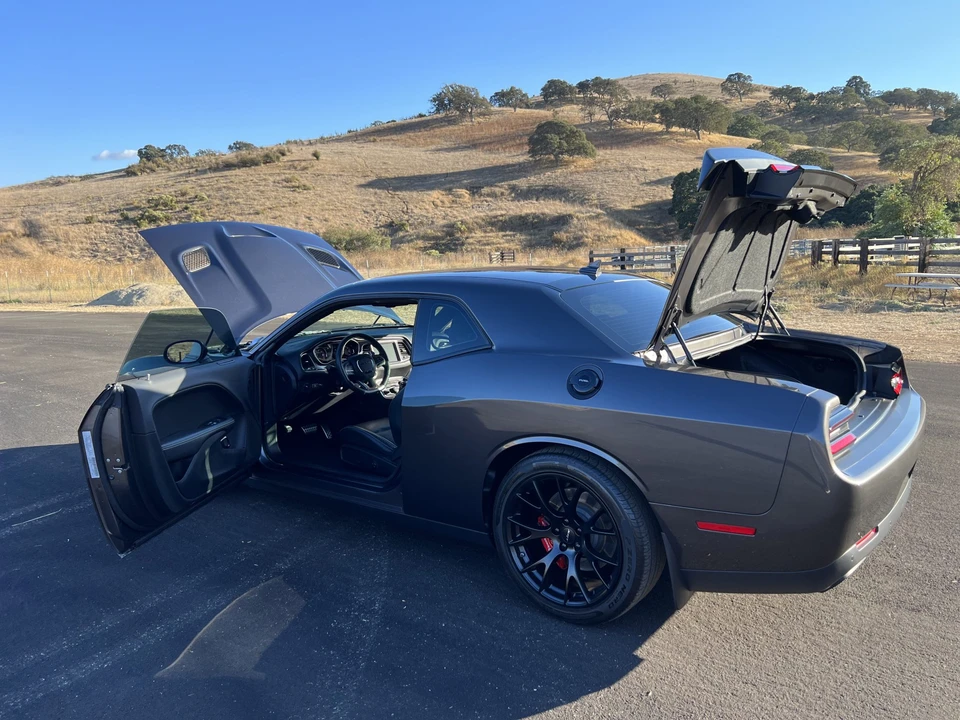 2016 Dodge Challenger SRT Hellcat 3rd Gen - Image 18 of 31