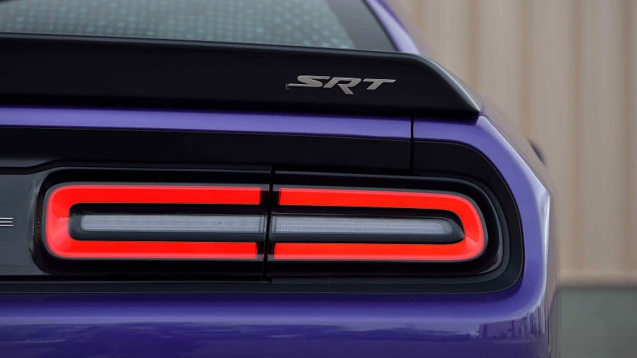 2016 Dodge Challenger SRT Hellcat 3rd Gen - Image 11 of 12
