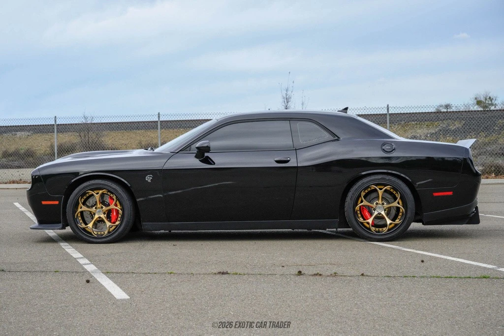 2016 Dodge Challenger SRT Hellcat 3rd Gen - Image 3 of 12