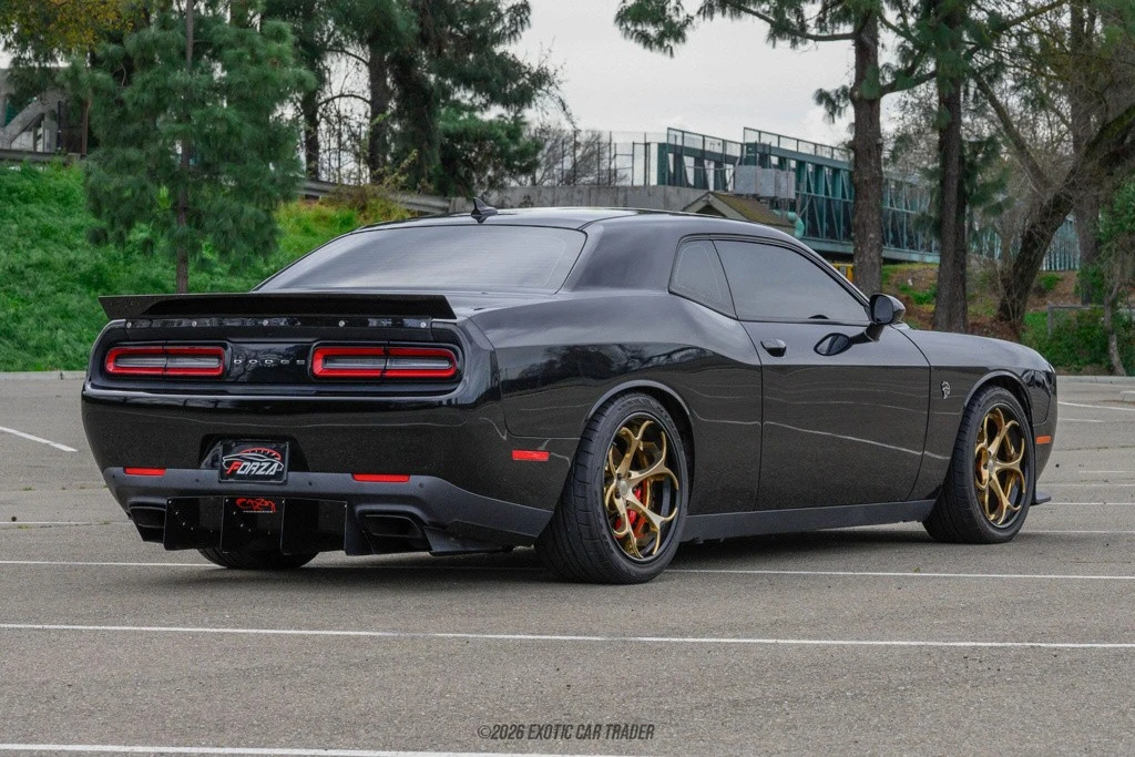 2016 Dodge Challenger SRT Hellcat 3rd Gen - Image 8 of 12