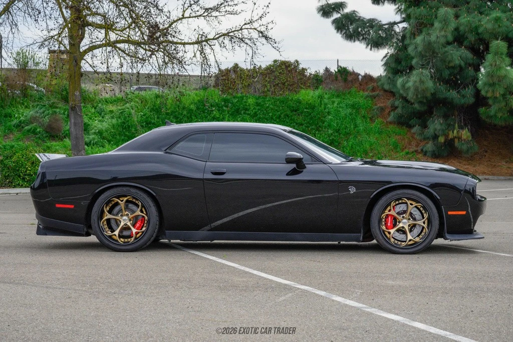2016 Dodge Challenger SRT Hellcat 3rd Gen - Image 9 of 12