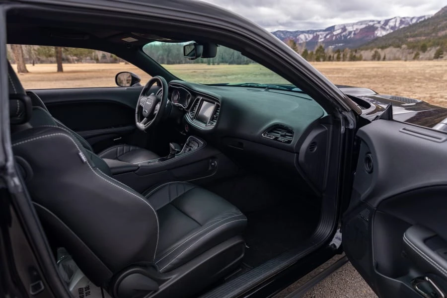 2016 Dodge Challenger SRT Hellcat 3rd Gen - Image 17 of 31