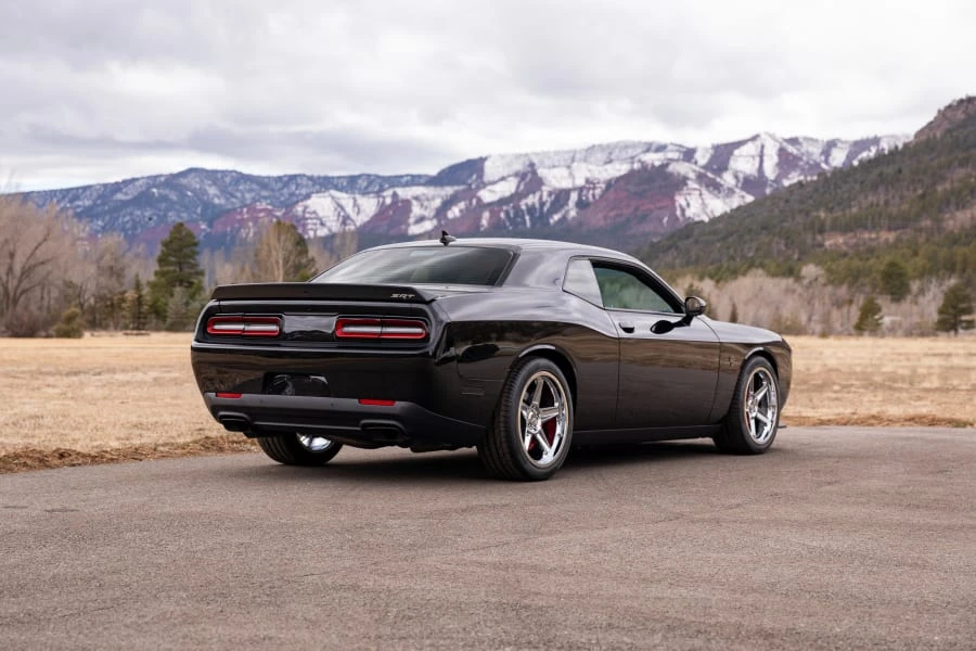 2016 Dodge Challenger SRT Hellcat 3rd Gen - Image 3 of 31