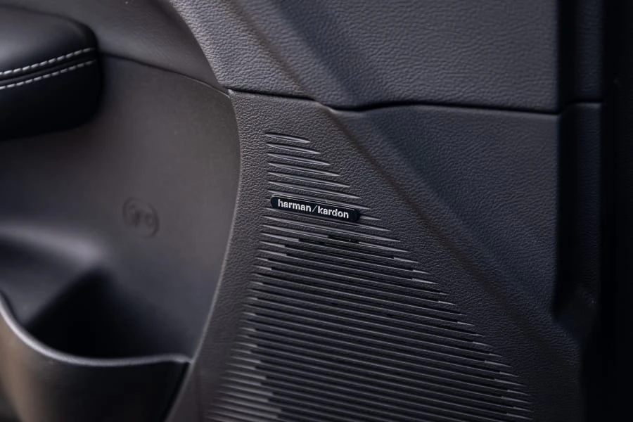 2016 Dodge Challenger SRT Hellcat 3rd Gen - Image 24 of 31