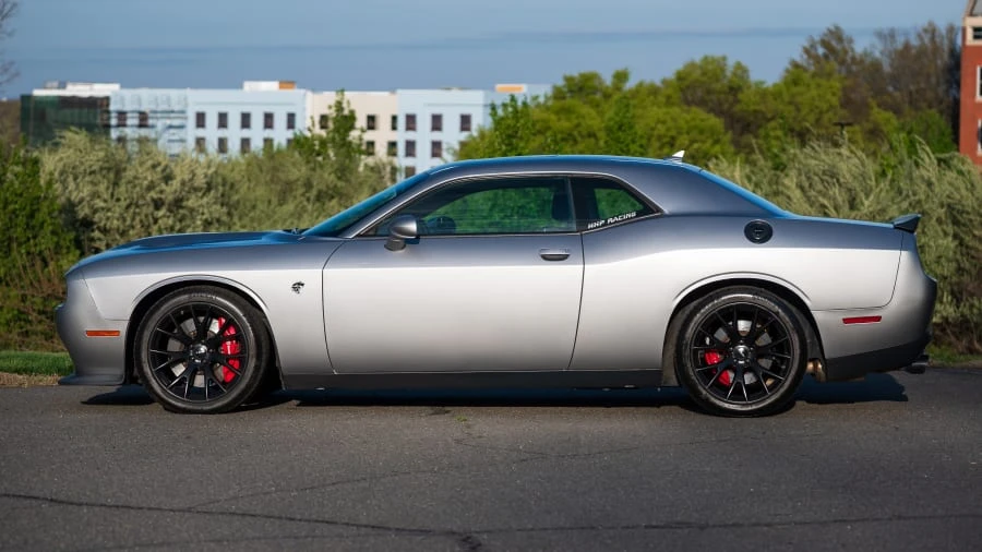 2016 Dodge Challenger SRT Hellcat 3rd Gen - Image 2 of 31