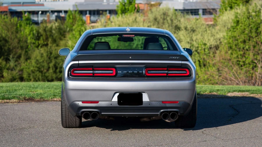 2016 Dodge Challenger SRT Hellcat 3rd Gen - Image 5 of 31