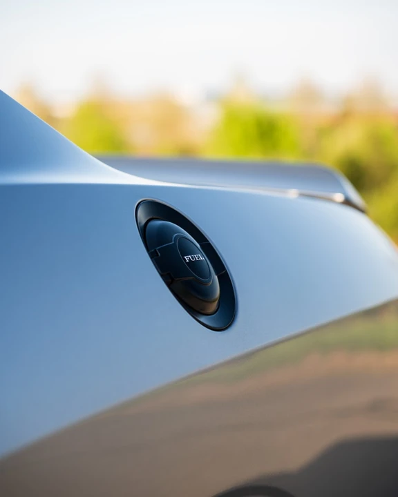 2016 Dodge Challenger SRT Hellcat 3rd Gen - Image 19 of 31